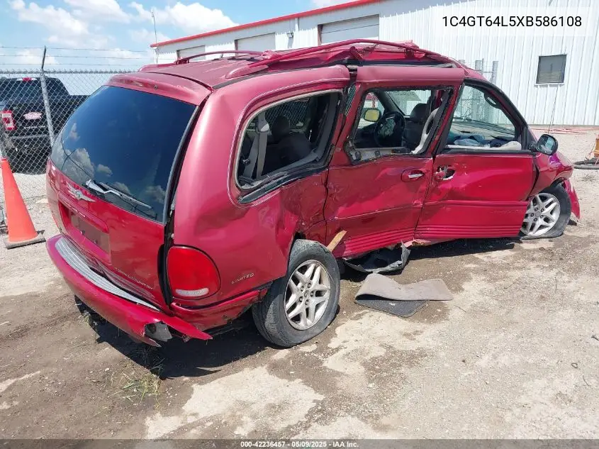 1999 Chrysler Town & Country Limited VIN: 1C4GT64L5XB586108 Lot: 42236457