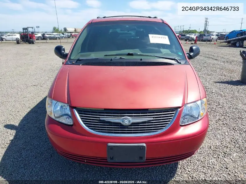 2002 Chrysler Town & Country El VIN: 2C4GP34342R646733 Lot: 42226199