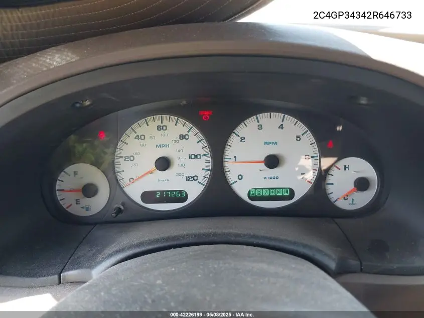 2002 Chrysler Town & Country El VIN: 2C4GP34342R646733 Lot: 42226199