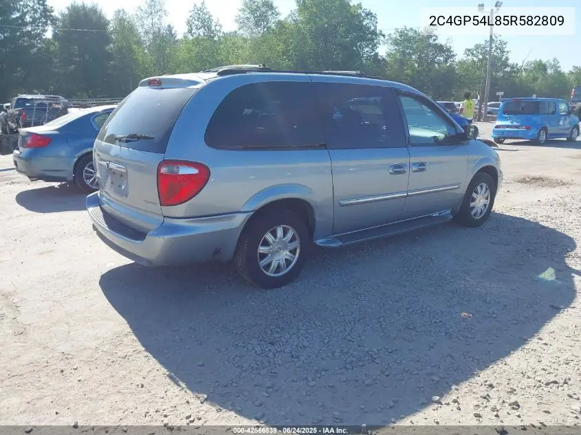 2005 Chrysler Town & Country Touring VIN: 2C4GP54L85R582809 Lot: 42566539