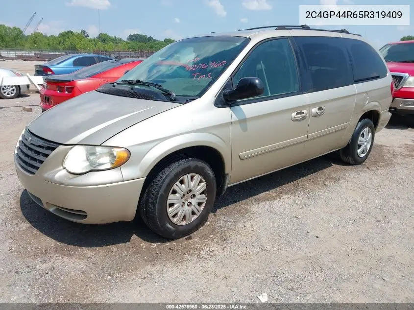2005 Chrysler Town & Country Lx VIN: 2C4GP44R65R319409 Lot: 42576960