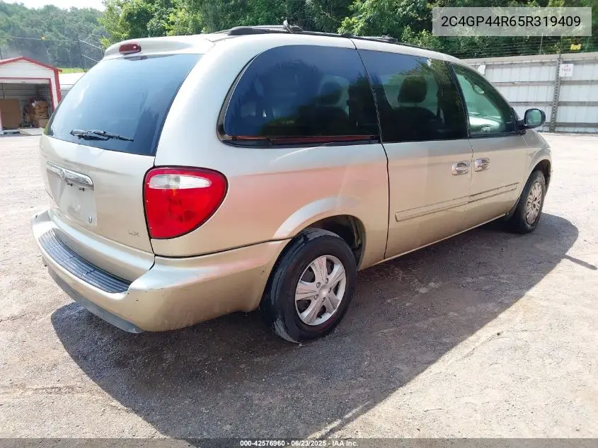 2005 Chrysler Town & Country Lx VIN: 2C4GP44R65R319409 Lot: 42576960