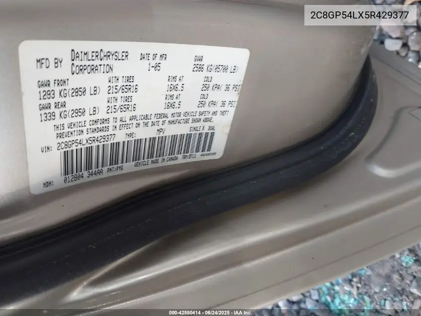 2005 Chrysler Town & Country Touring VIN: 2C8GP54LX5R429377 Lot: 42580414