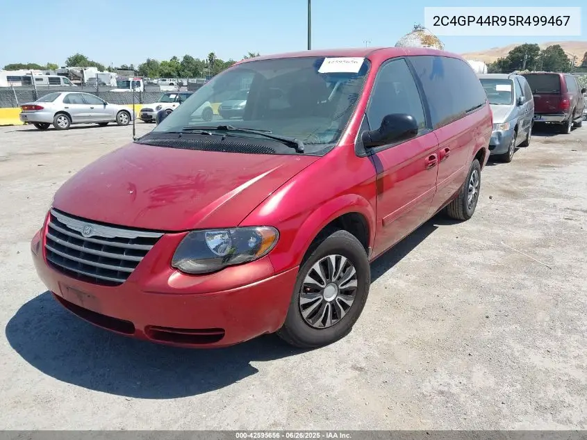 2005 Chrysler Town & Country Lx VIN: 2C4GP44R95R499467 Lot: 42595656