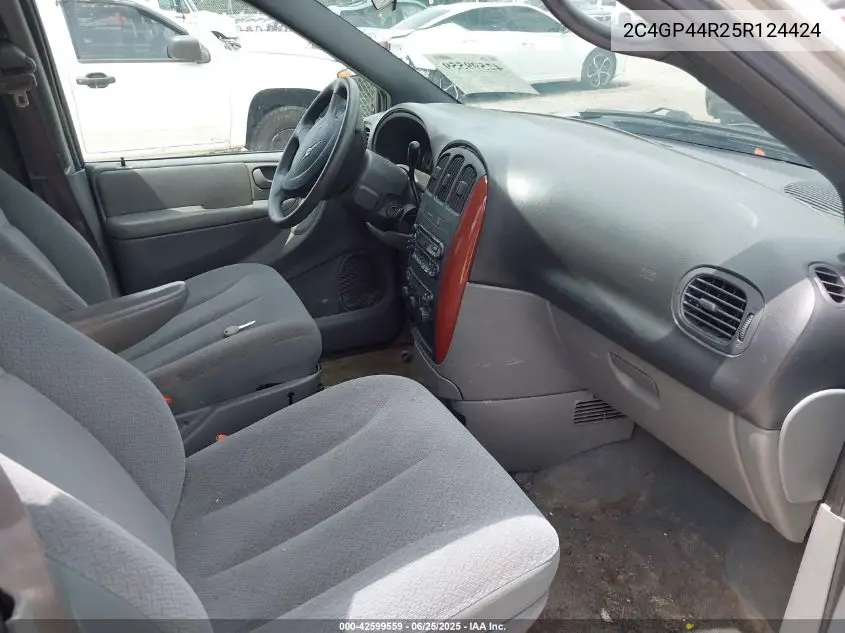 2005 Chrysler Town & Country Lx VIN: 2C4GP44R25R124424 Lot: 42599559