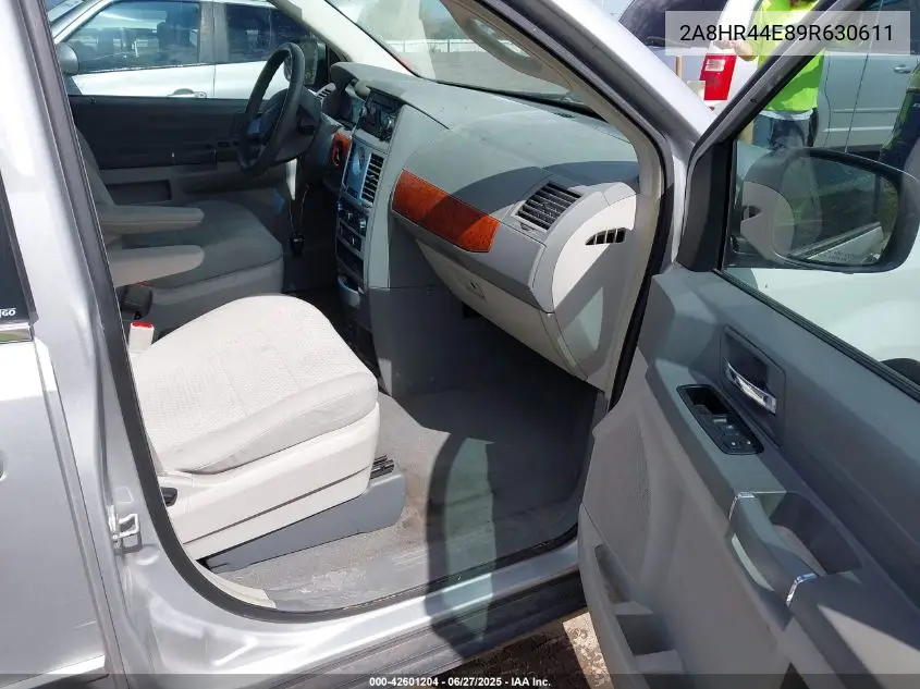 2009 Chrysler Town & Country Lx VIN: 2A8HR44E89R630611 Lot: 42601204