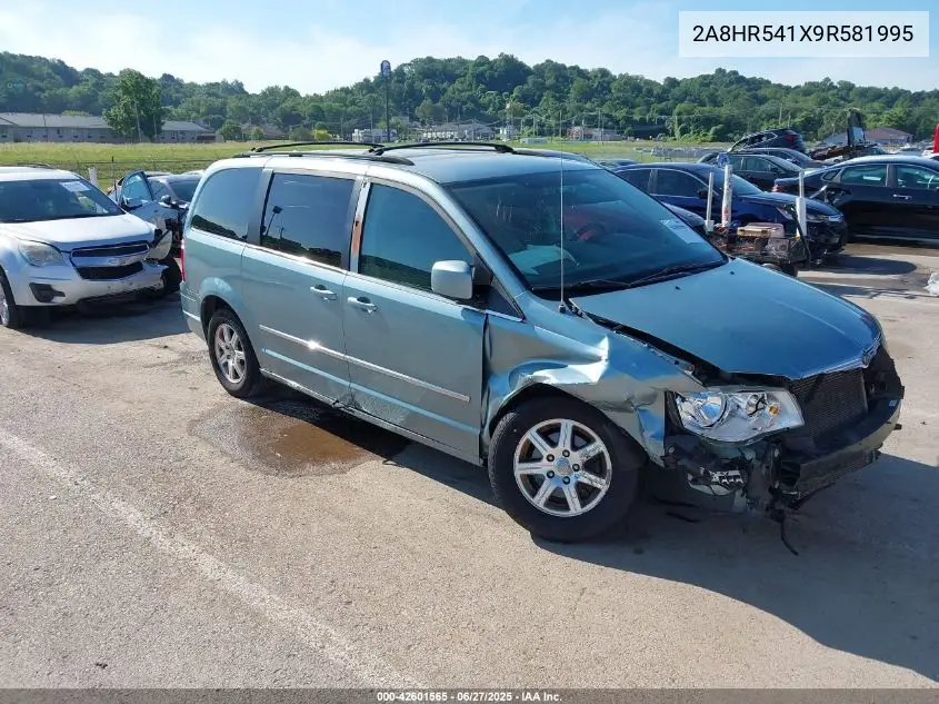 2009 Chrysler Town & Country Touring VIN: 2A8HR541X9R581995 Lot: 42601565