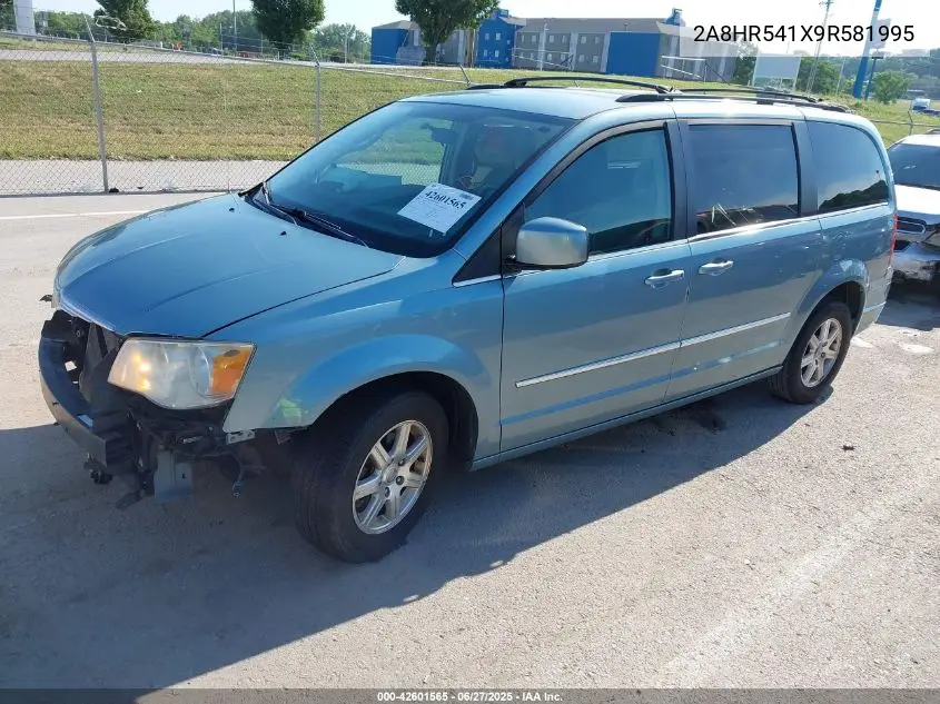 2009 Chrysler Town & Country Touring VIN: 2A8HR541X9R581995 Lot: 42601565