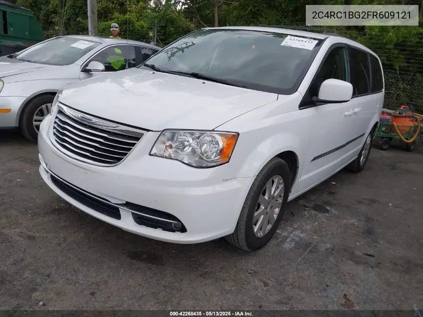 2015 Chrysler Town & Country Touring VIN: 2C4RC1BG2FR609121 Lot: 42268435