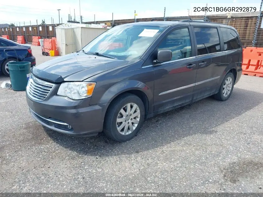 2016 Chrysler Town & Country Touring VIN: 2C4RC1BG6GR292879 Lot: 42605646