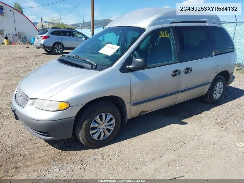 2000 Chrysler Voyager VIN: 2C4GJ253XYR684132 Lot: 42195082