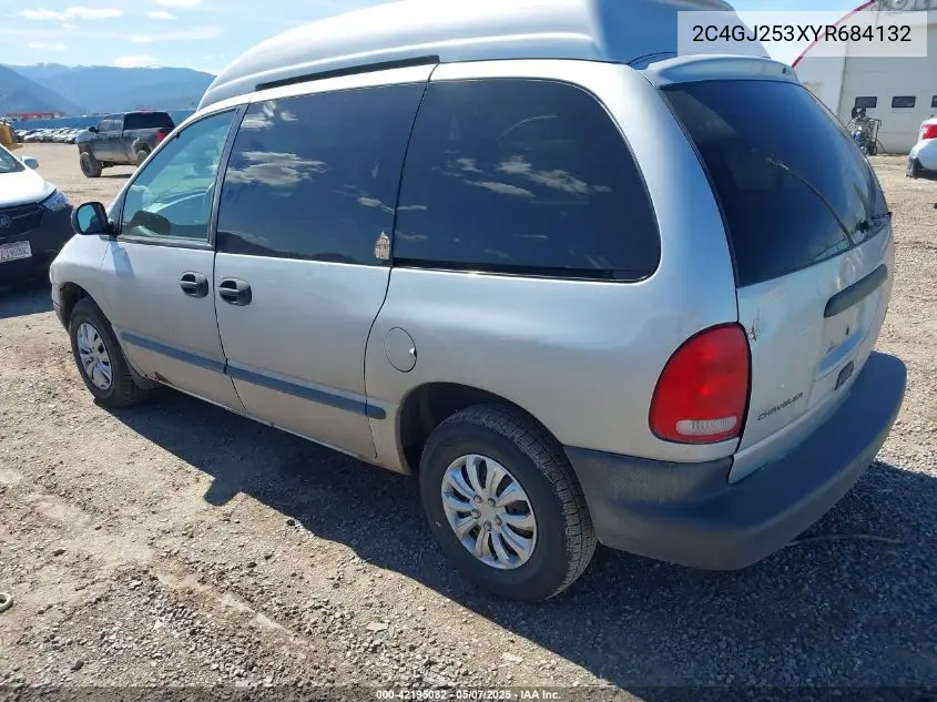 2000 Chrysler Voyager VIN: 2C4GJ253XYR684132 Lot: 42195082