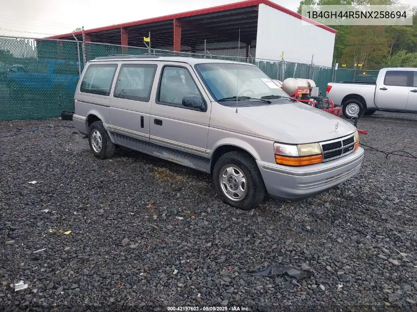 1992 Dodge Grand Caravan Se VIN: 1B4GH44R5NX258694 Lot: 42197603