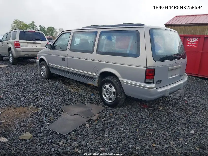 1992 Dodge Grand Caravan Se VIN: 1B4GH44R5NX258694 Lot: 42197603