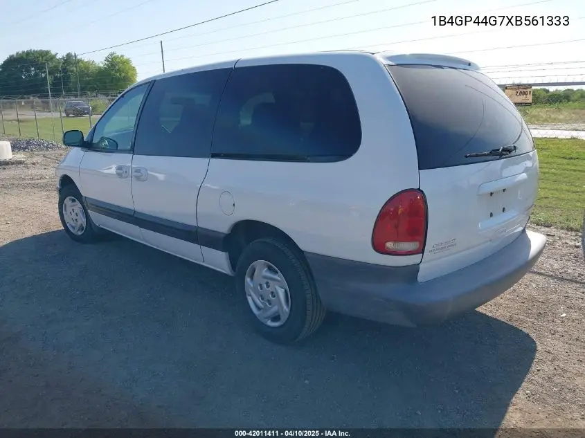 1999 Dodge Grand Caravan Se VIN: 1B4GP44G7XB561333 Lot: 42011411
