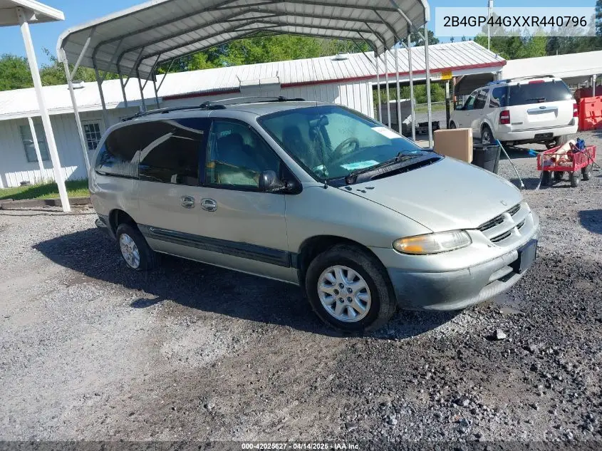 1999 Dodge Grand Caravan Se VIN: 2B4GP44GXXR440796 Lot: 42025627