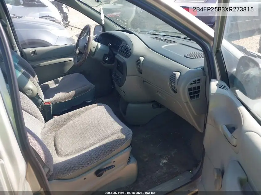 1999 Dodge Caravan VIN: 2B4FP25B3XR273815 Lot: 42074195