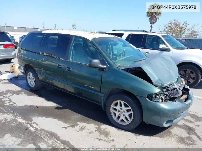 1999 Dodge Grand Caravan Se VIN: 1B4GP44R0XB575978 Lot: 42347473