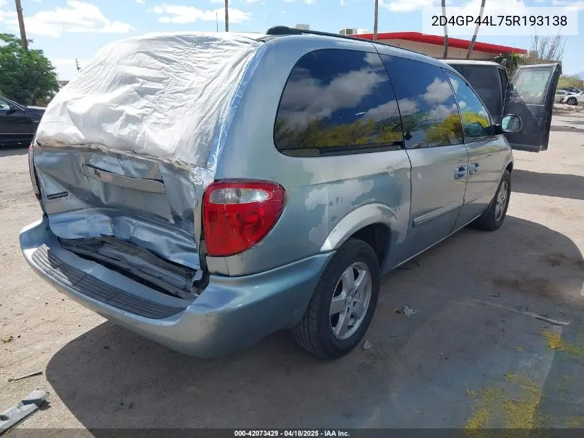 2005 Dodge Grand Caravan Sxt VIN: 2D4GP44L75R193138 Lot: 42073429