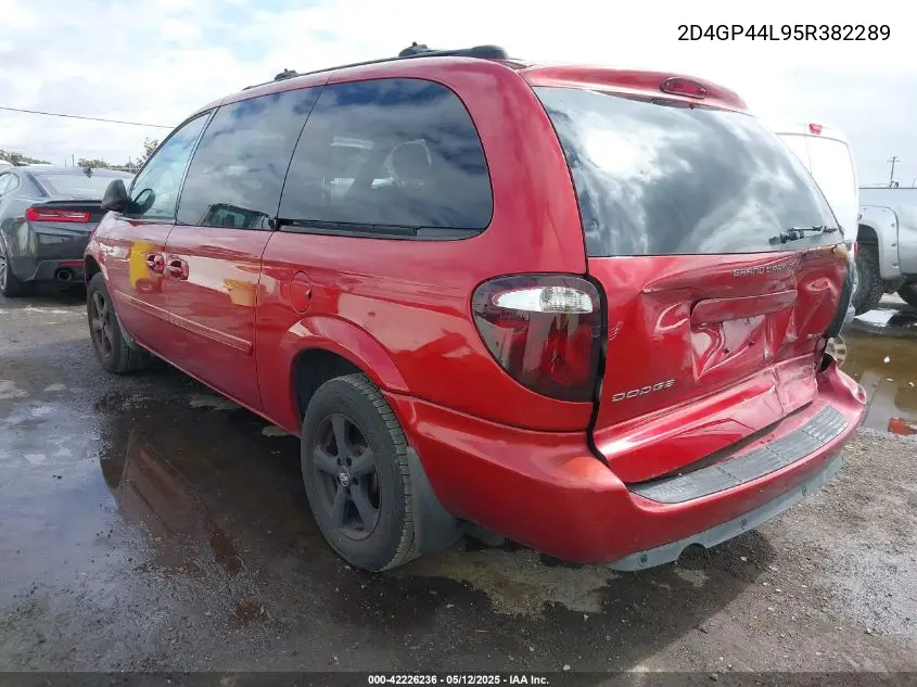 2005 Dodge Grand Caravan Sxt VIN: 2D4GP44L95R382289 Lot: 42226236