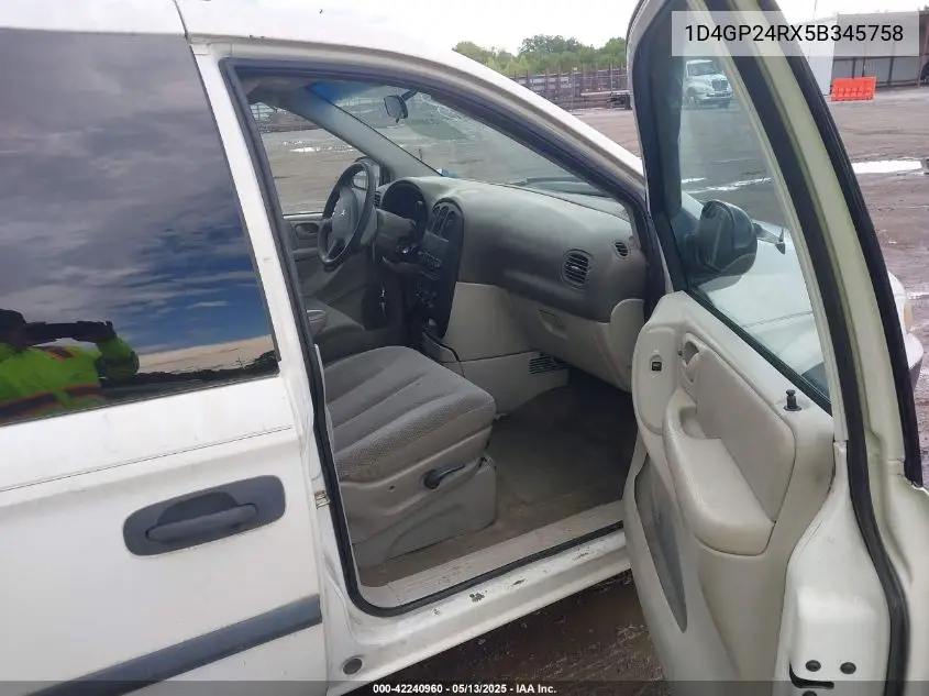 2005 Dodge Grand Caravan Se VIN: 1D4GP24RX5B345758 Lot: 42240960