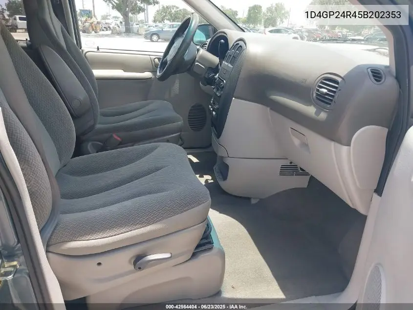 2005 Dodge Grand Caravan Se VIN: 1D4GP24R45B202353 Lot: 42564404
