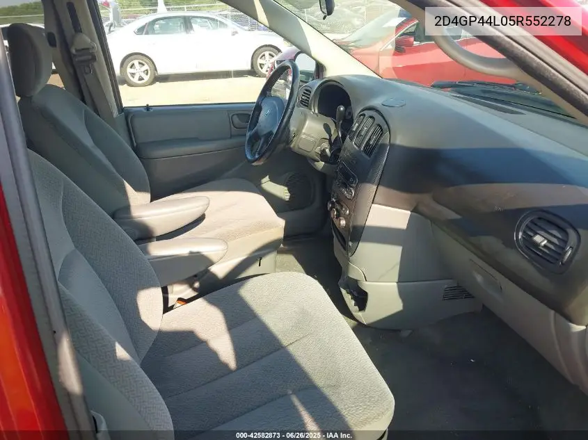 2005 Dodge Grand Caravan Sxt VIN: 2D4GP44L05R552278 Lot: 42582873