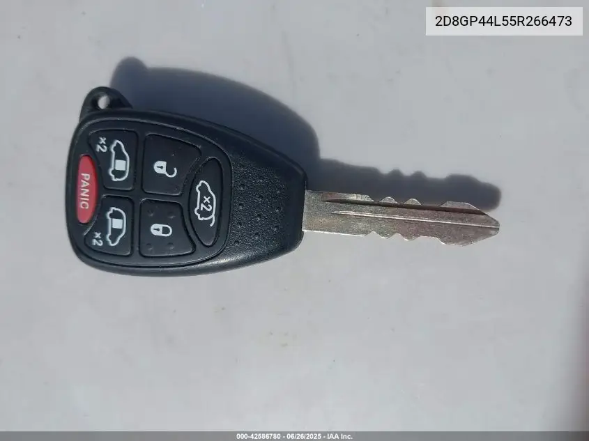 2005 Dodge Grand Caravan Sxt VIN: 2D8GP44L55R266473 Lot: 42586780