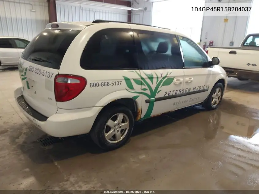 2005 Dodge Caravan Sxt VIN: 1D4GP45R15B204037 Lot: 42598696