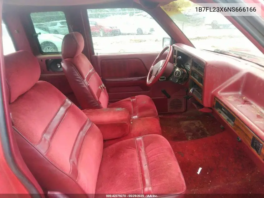 1992 Dodge Dakota VIN: 1B7FL23X6NS666166 Lot: 42379270