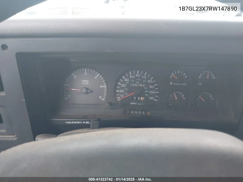 1994 Dodge Dakota VIN: 1B7GL23X7RW147890 Lot: 41323742