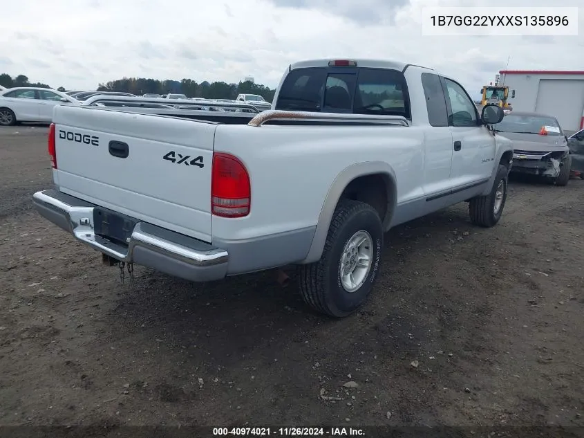 1999 Dodge Dakota Slt/Sport VIN: 1B7GG22YXXS135896 Lot: 40974021