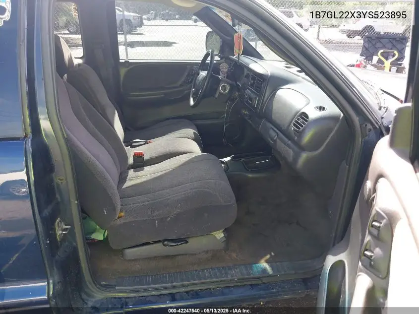 2000 Dodge Dakota Slt/Sport VIN: 1B7GL22X3YS523895 Lot: 42247540