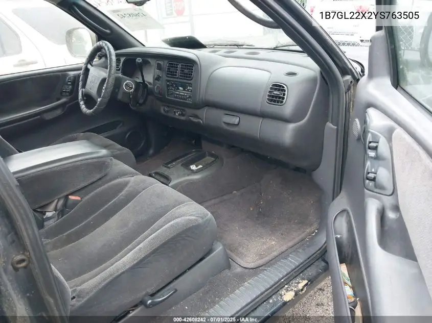 2000 Dodge Dakota VIN: 1B7GL22X2YS763505 Lot: 42608242