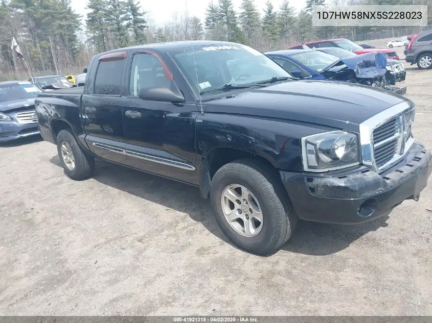 2005 Dodge Dakota Laramie VIN: 1D7HW58NX5S228023 Lot: 41921318