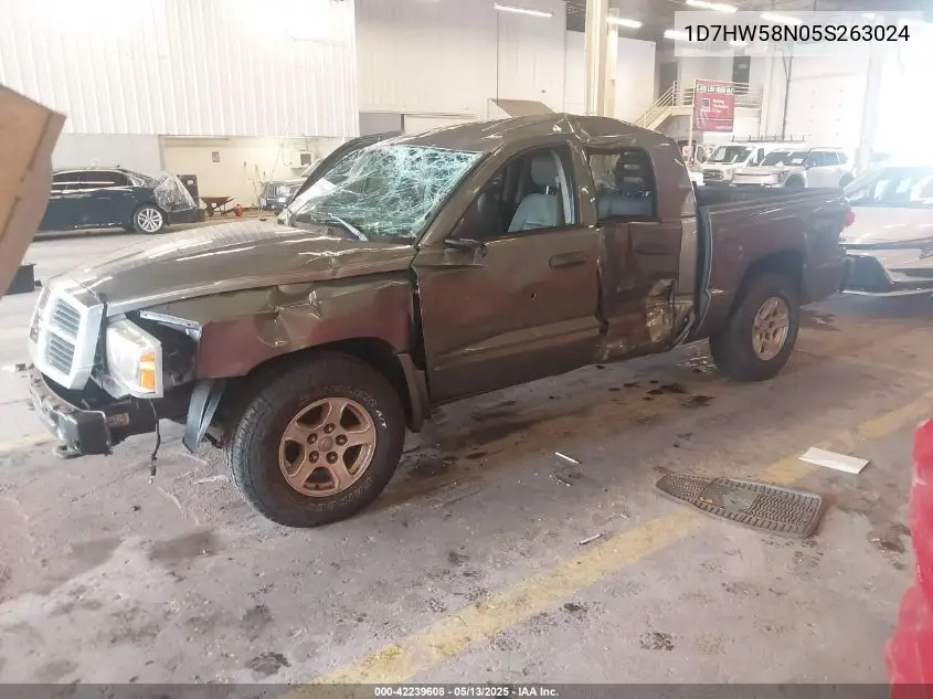 2005 Dodge Dakota Laramie VIN: 1D7HW58N05S263024 Lot: 42239608