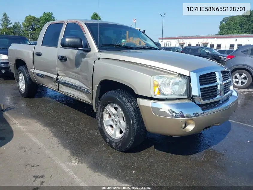 2005 Dodge Dakota Laramie VIN: 1D7HE58N65S128701 Lot: 42612813