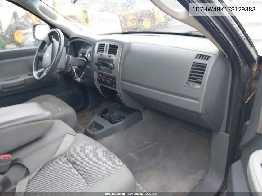 2007 Dodge Dakota Slt VIN: 1D7HW48K17S129383 Lot: 42253930