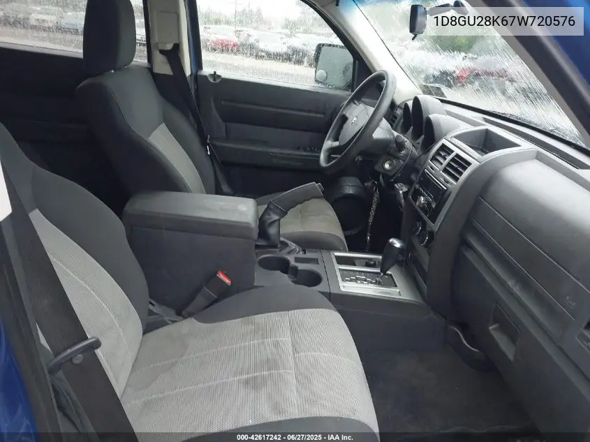 2007 Dodge Nitro Sxt VIN: 1D8GU28K67W720576 Lot: 42617242
