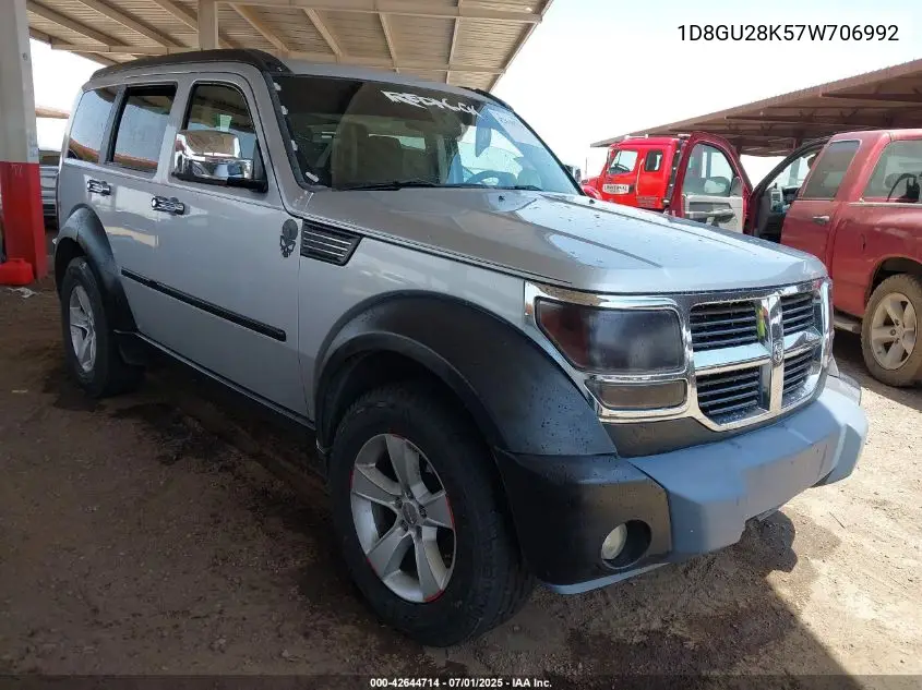 2007 Dodge Nitro Sxt VIN: 1D8GU28K57W706992 Lot: 42644714