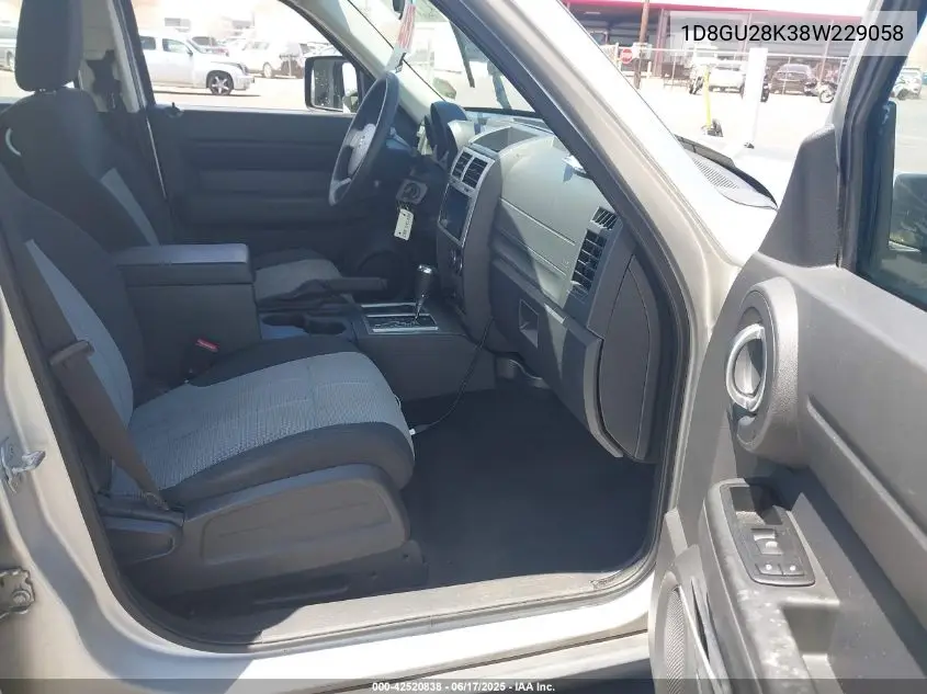 2008 Dodge Nitro Sxt VIN: 1D8GU28K38W229058 Lot: 42520838