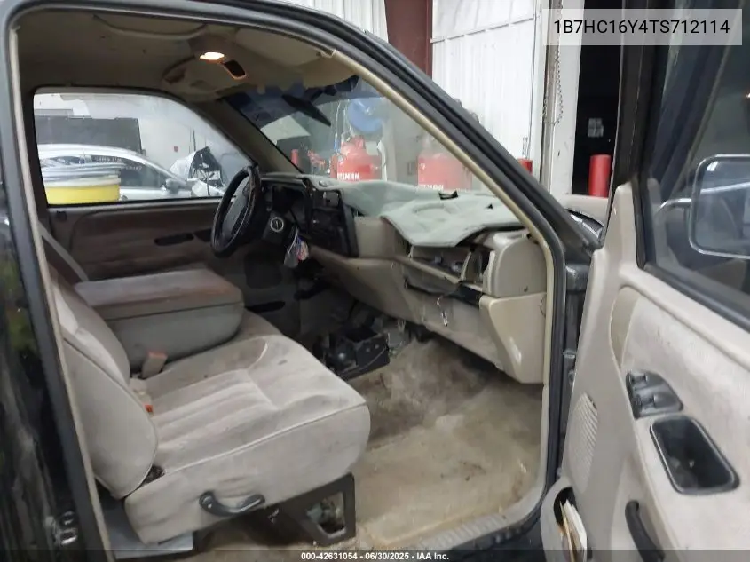 1996 Dodge Ram 1500 VIN: 1B7HC16Y4TS712114 Lot: 42631054