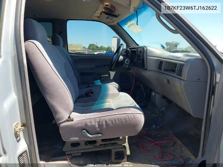 1996 Dodge Ram 2500 VIN: 1B7KF23W6TJ162622 Lot: 42655189
