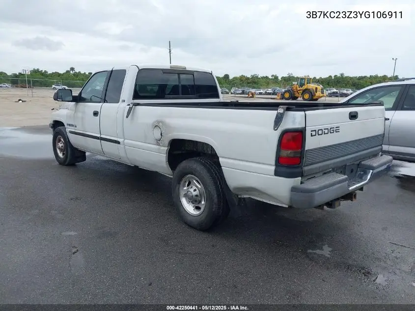 2000 Dodge Ram 2500 St VIN: 3B7KC23Z3YG106911 Lot: 42250441