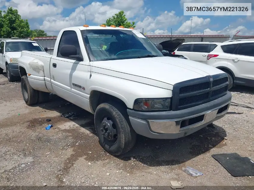 2000 Dodge Ram 3500 St VIN: 3B7MC3657YM221326 Lot: 42539076