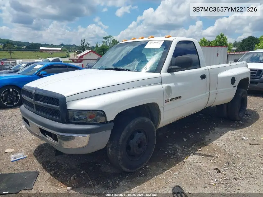 2000 Dodge Ram 3500 St VIN: 3B7MC3657YM221326 Lot: 42539076