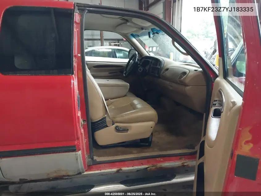 2000 Dodge Ram 2500 St VIN: 1B7KF23Z7YJ183335 Lot: 42585001