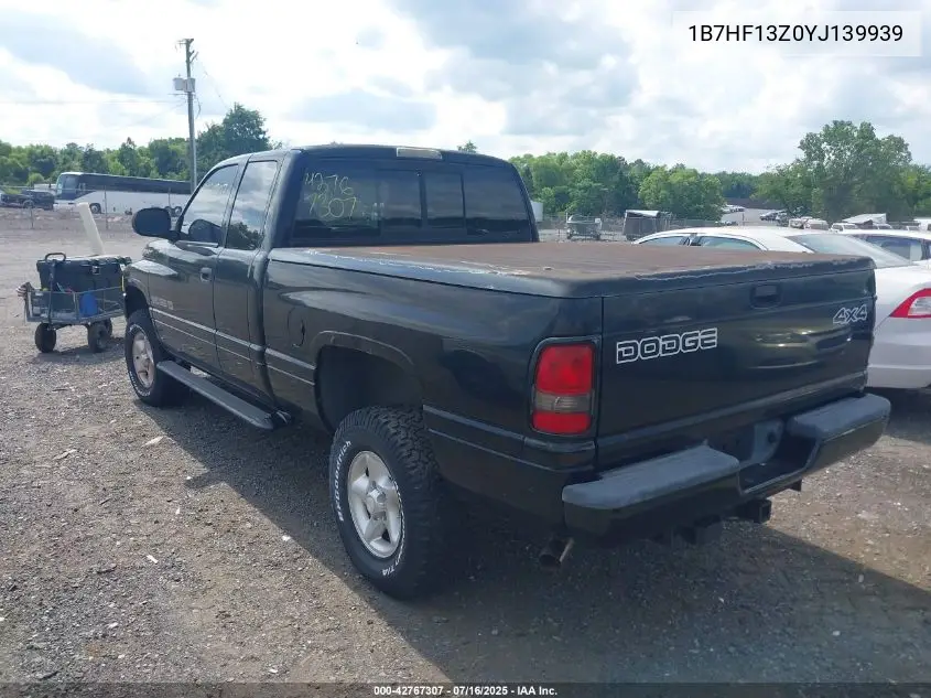 2000 Dodge Ram 1500 St VIN: 1B7HF13Z0YJ139939 Lot: 42767307