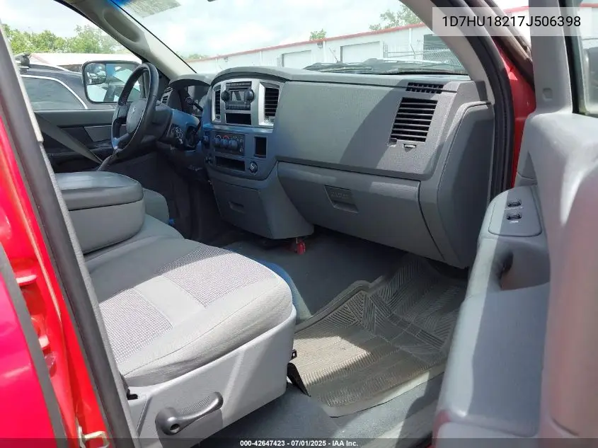 2007 Dodge Ram 1500 Slt/Trx4 Off Road/Sport VIN: 1D7HU18217J506398 Lot: 42647423