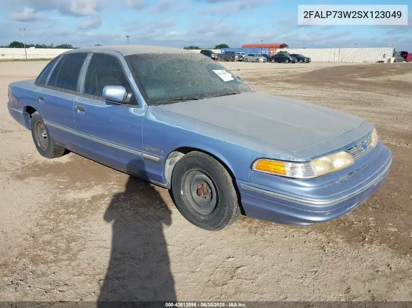 1995 Ford Crown Victoria VIN: 2FALP73W2SX123049 Lot: 42612596
